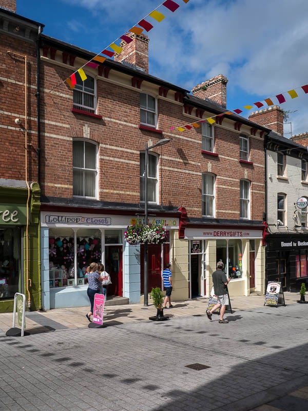 The Walled City Partnership, Townscape Heritage Initiative in Derry, London Derry has been ebhind the injection of more that £10 million into the repair and resotration of more than 30 historic buildings.