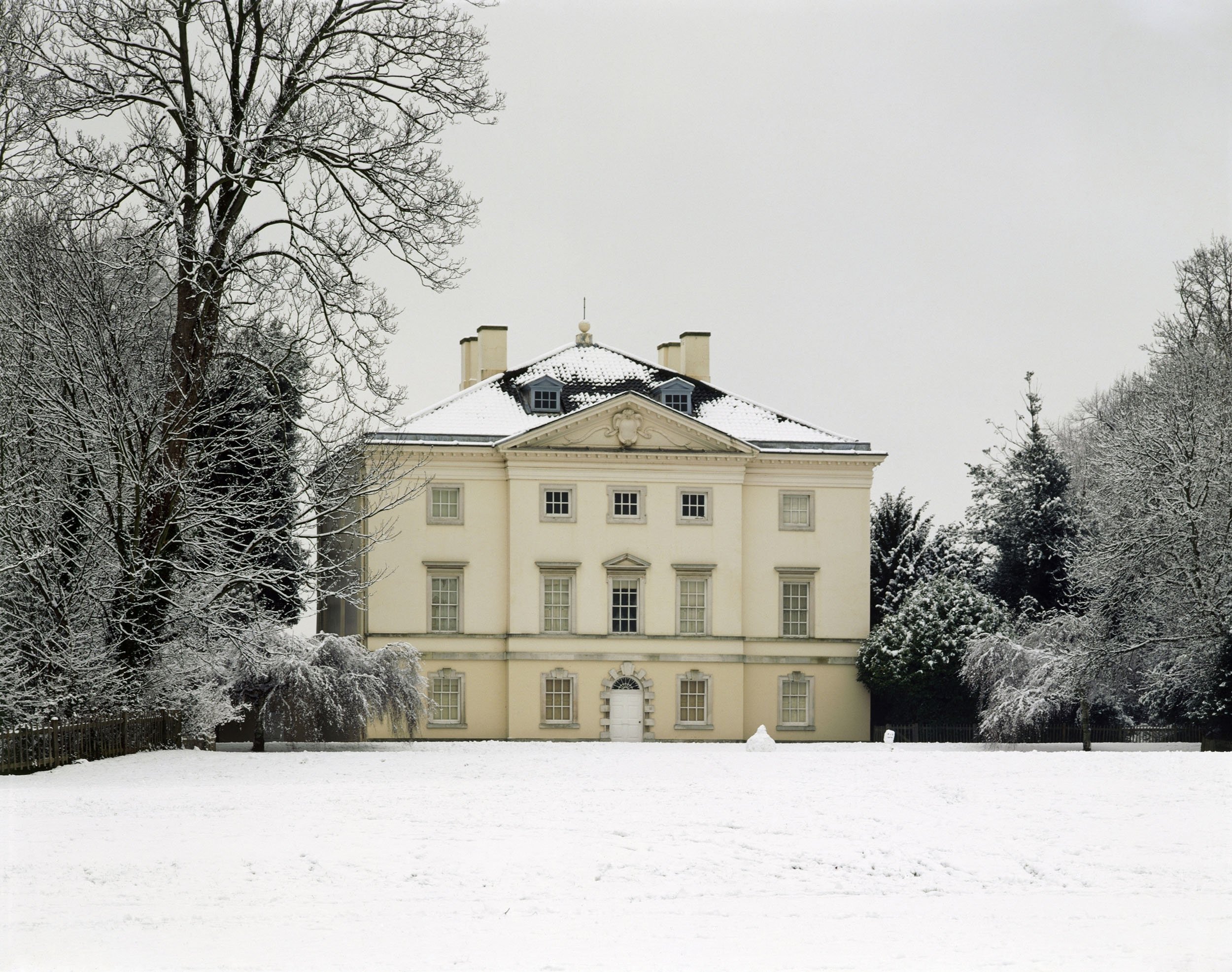 Image of the exterior of Marble Hill House, Richmond, in the snow.