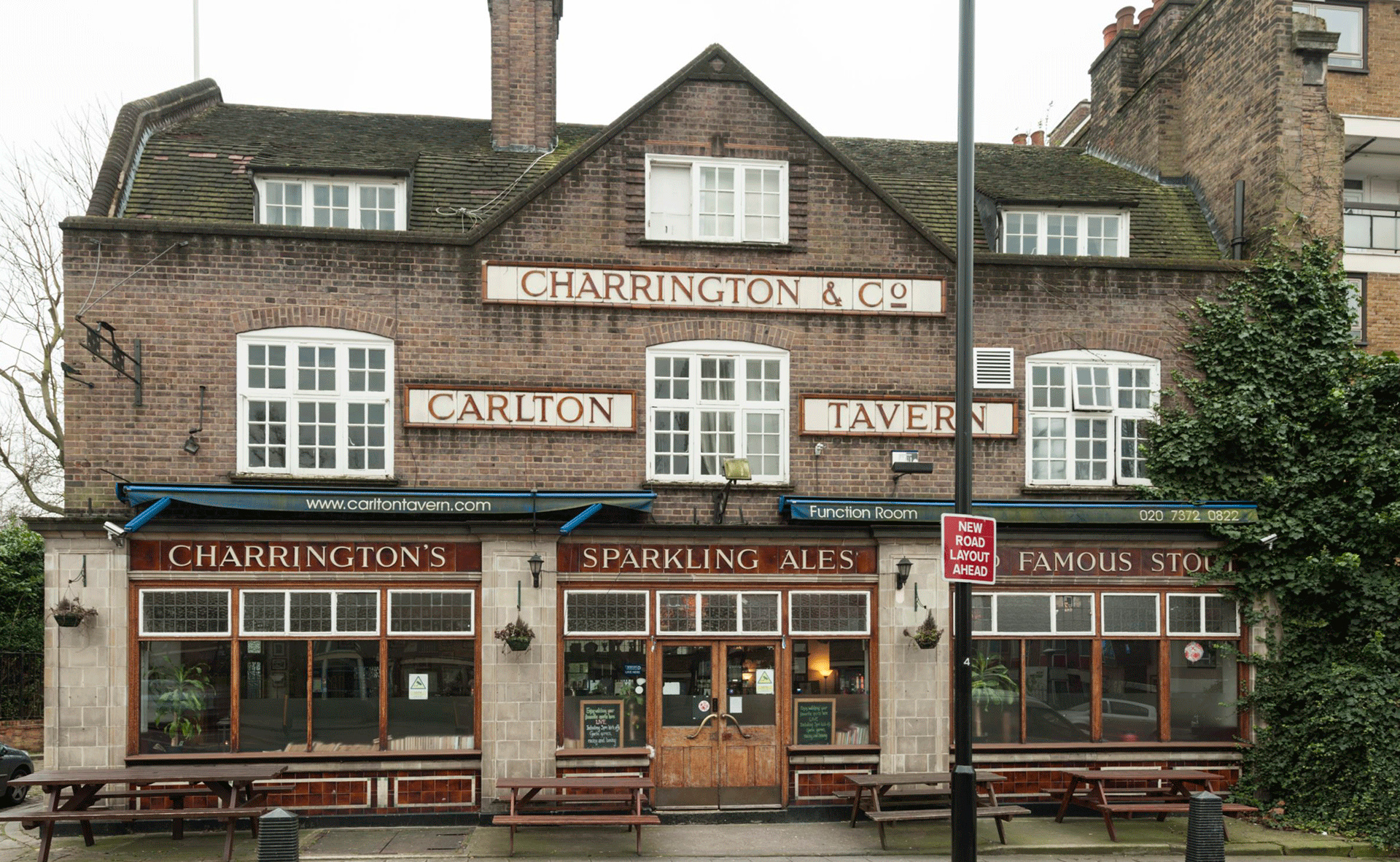 Picture of the interwar pub, the Carlton Tavern Maida Vale, before demolition.