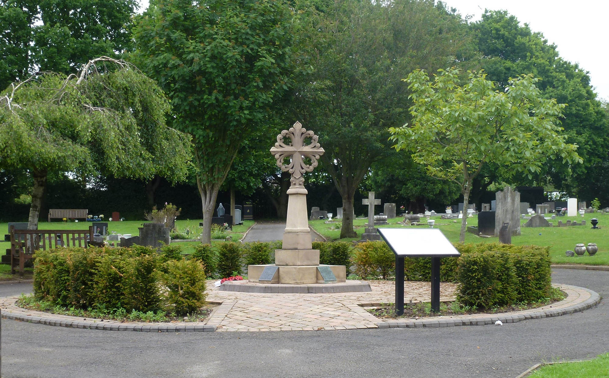 Amington Cemetery War Memorial, Tamworth