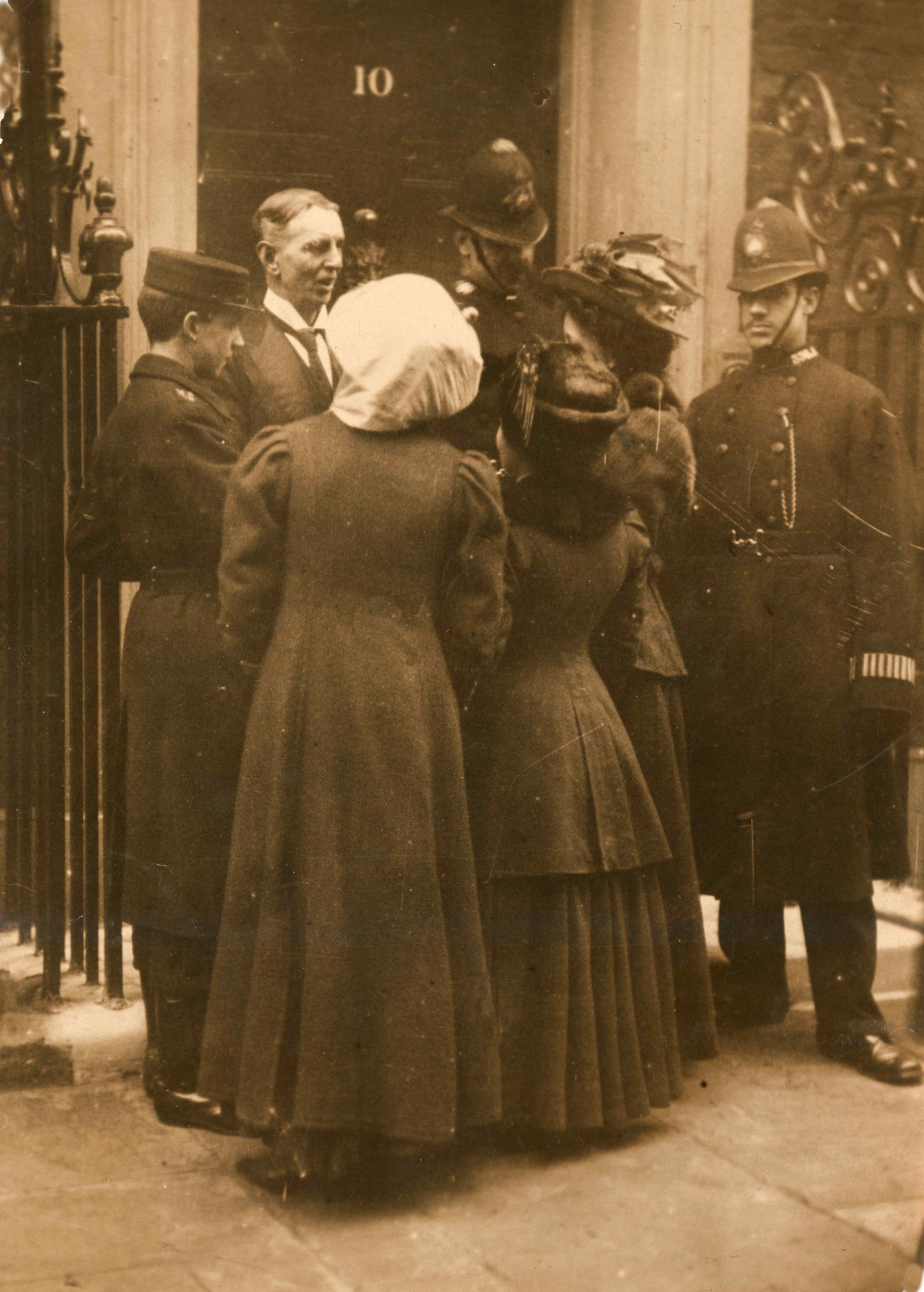 Photograph of a ‘human letter’ being refused at Downing Street, 23 February 1909