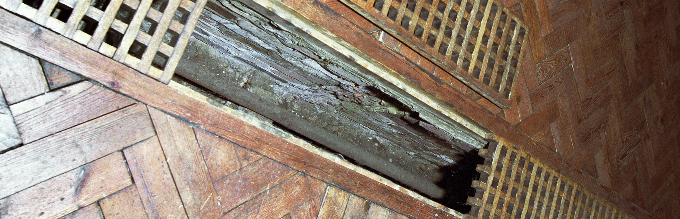 Heating duct in the floor at Watts Gallery, Surrey