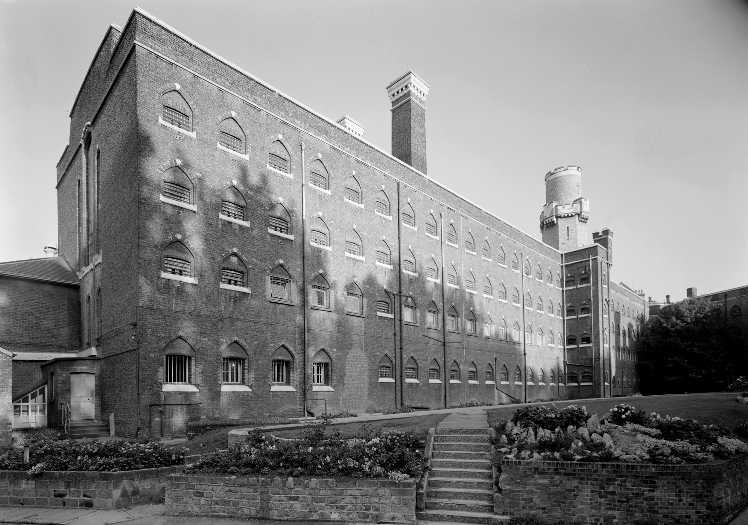 Black and white photo of Holloway Prison