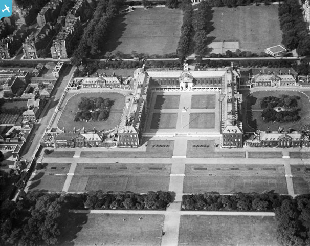 Aerial view of the Royal Hospital, Chelsea, from 1928.