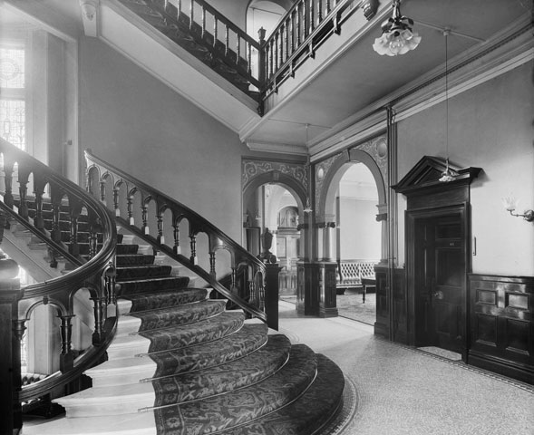 The Metropolitan Asylums Board Victoria Embankment, London. Interior, circa 1903. 