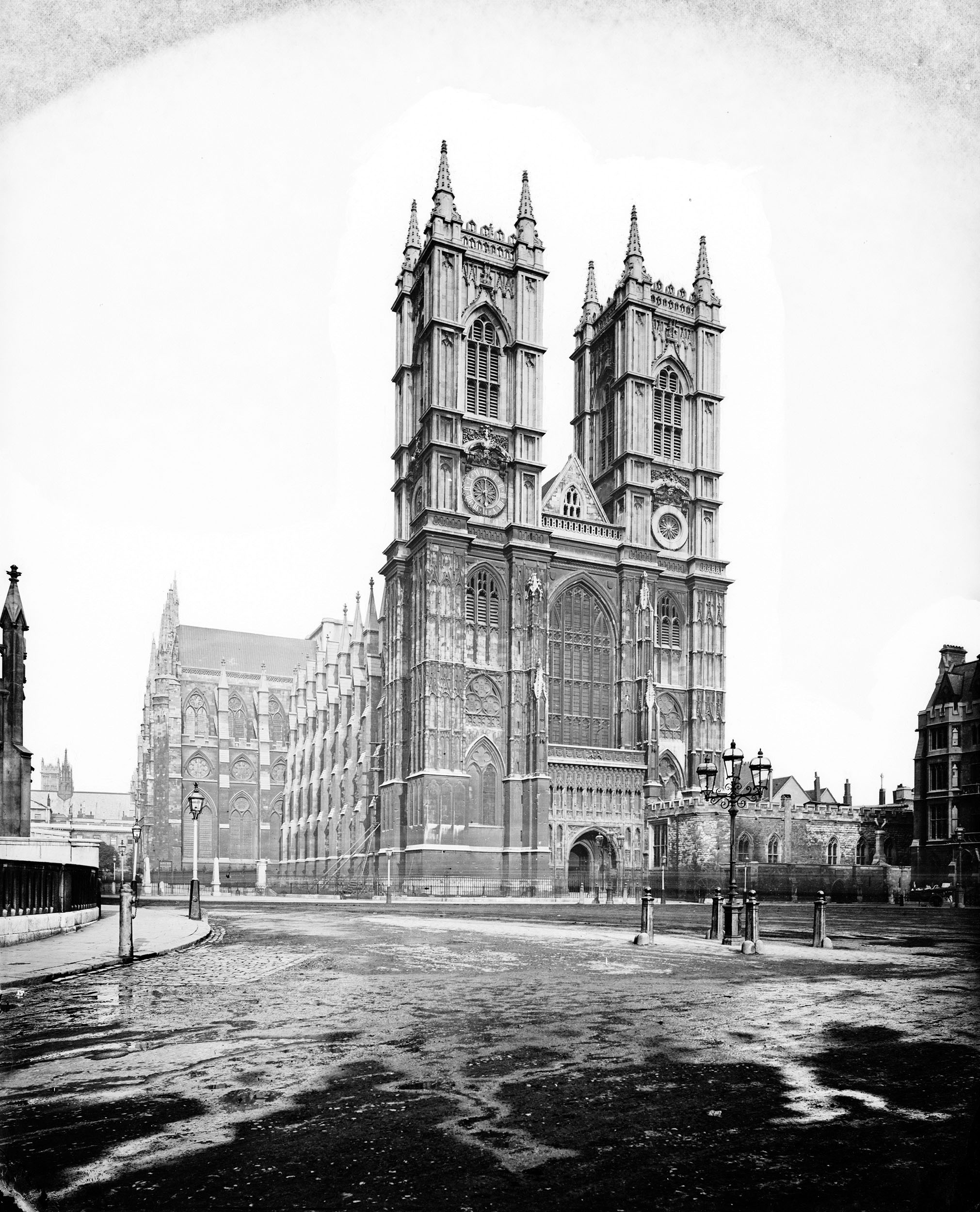 Black and white photograph of Westminster Abbey, London