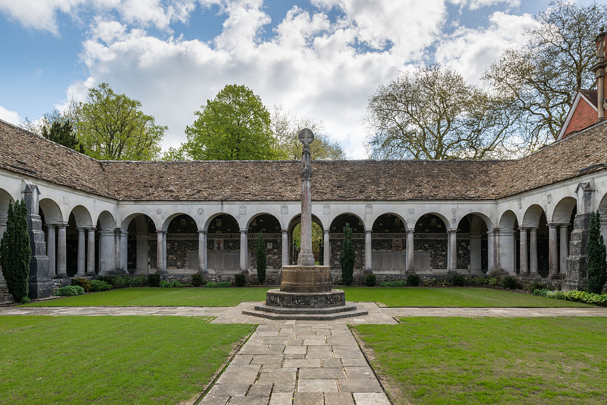 War memorial surrounded by cloistered building at Winchester College