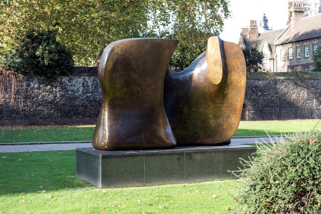 Knife Edge Two Piece by Henry Moore, Westminster, 1967. Listed Grade II* © Historic England