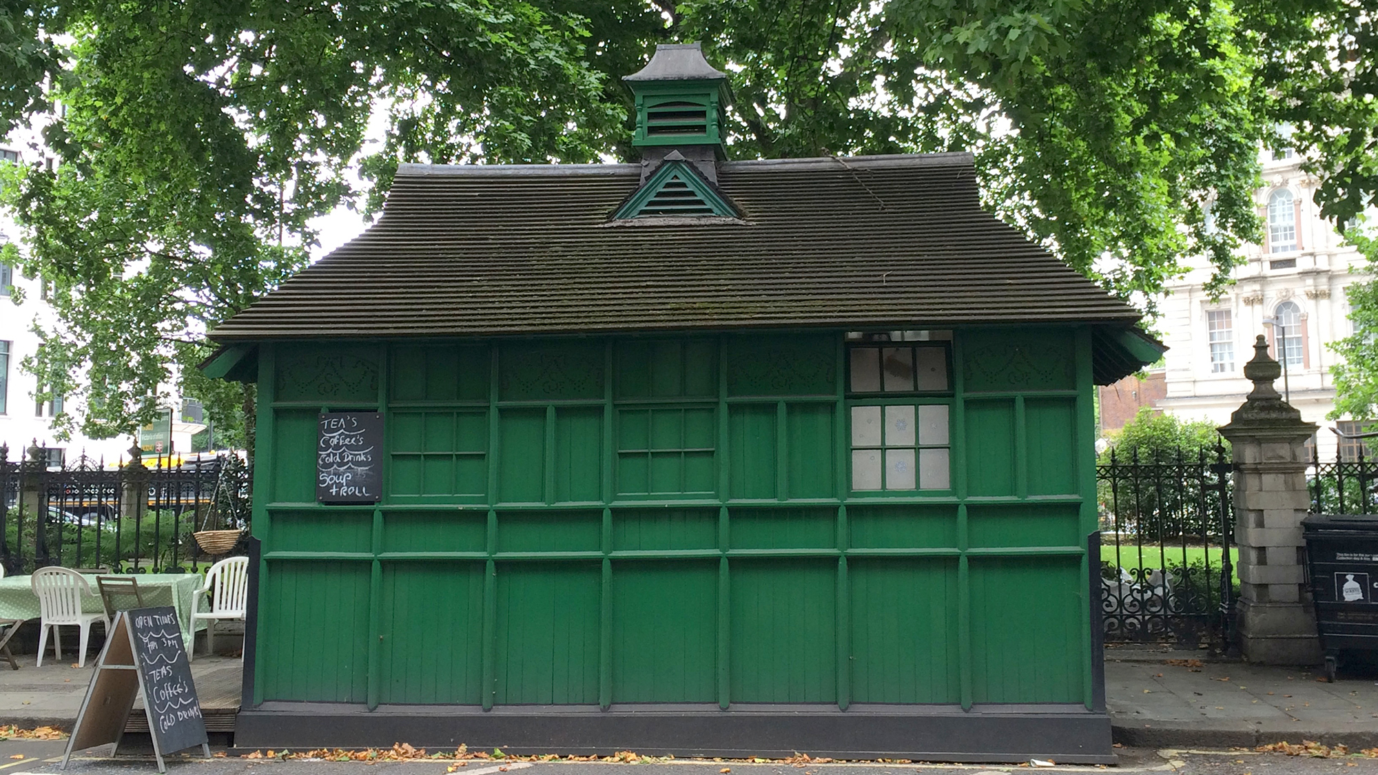 Cabbie's Shelter at Grosvenor Gardens, London