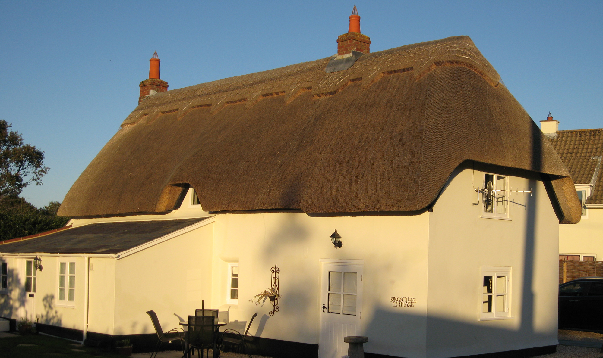 Photo of a thatched cottage